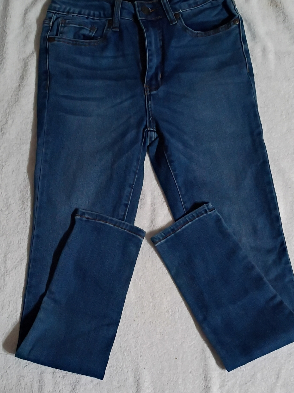 Fashion Nova Men's Slim Straight Jeans in Dark Blue Wash